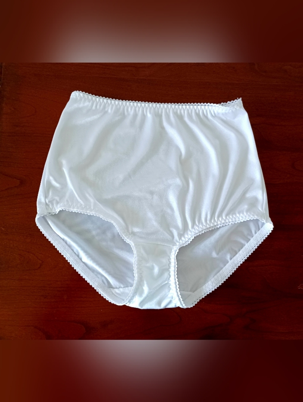 Vanity Fair White High-Waist Satin Shaping  Briefs, Size M